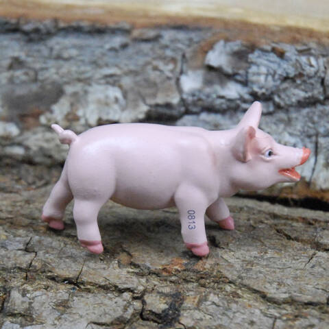 Piglet - Standing
